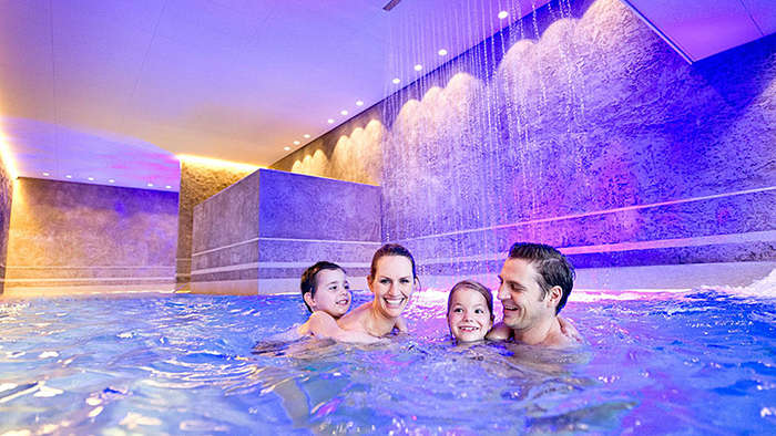 4 Sterne S Wellnesshotel Schwarzbrunn 6135 Stans Zillertalin
